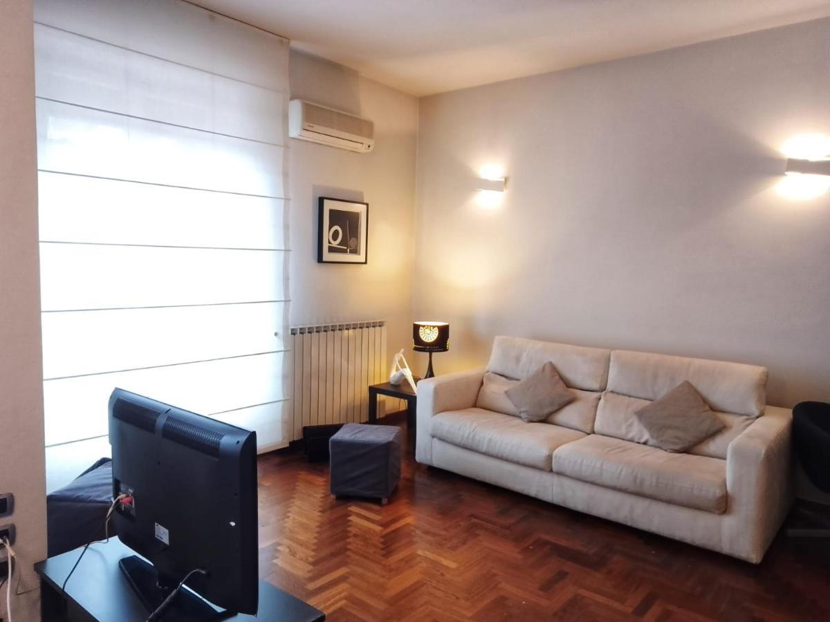 Lovely Modern Apartment フィレンツェ エクステリア 写真