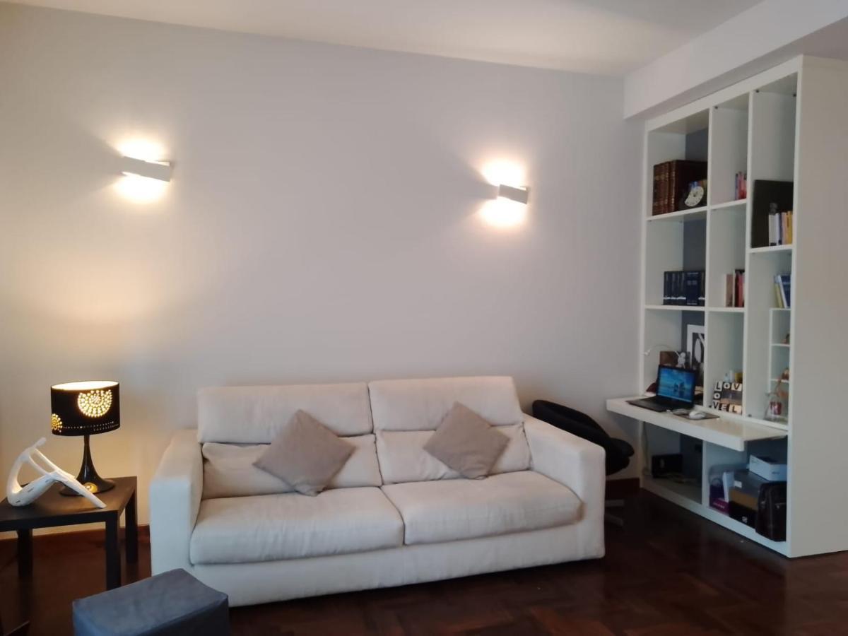 Lovely Modern Apartment フィレンツェ エクステリア 写真