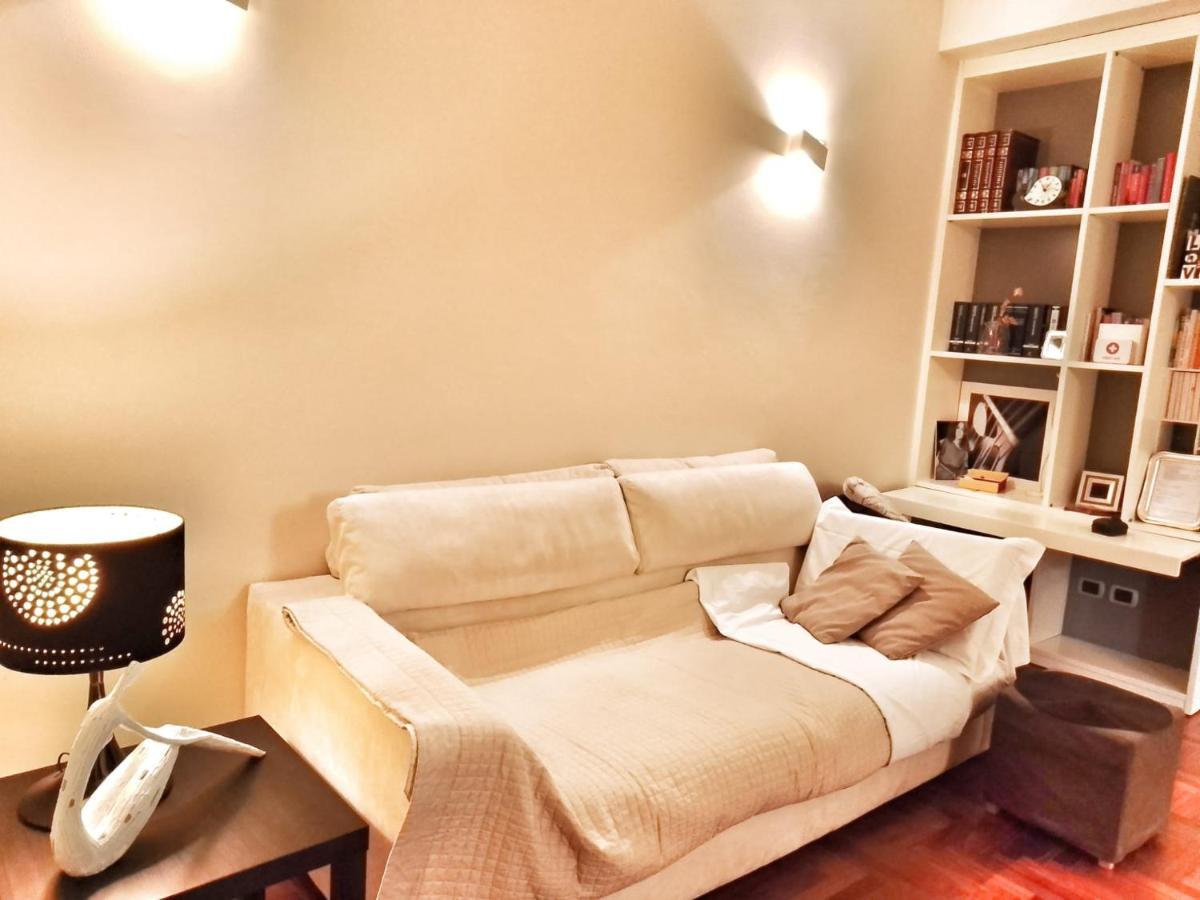 Lovely Modern Apartment フィレンツェ エクステリア 写真